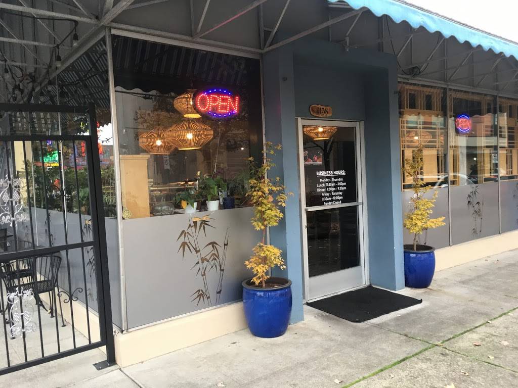 Bluefin Sushi Bar | restaurant | 4138 NE Broadway St, Portland, OR 97232, USA | 5032883644 OR +1 503-288-3644