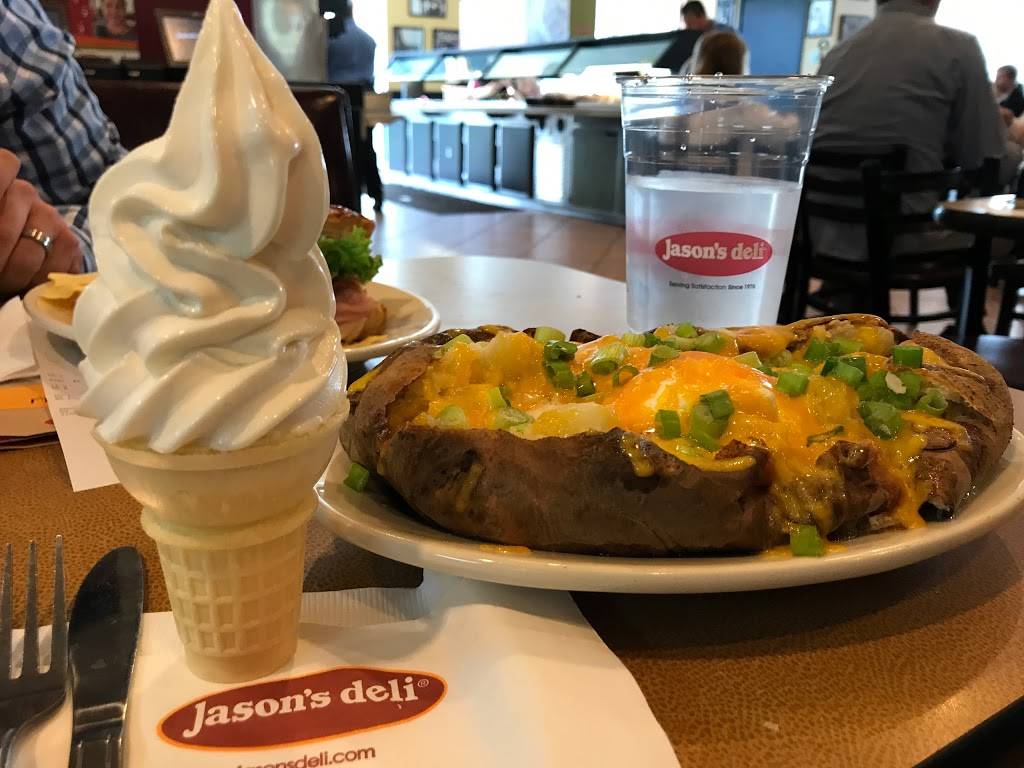 Jasons Deli | restaurant | 210 E Trade St, Charlotte, NC 28202, USA | 7046881004 OR +1 704-688-1004