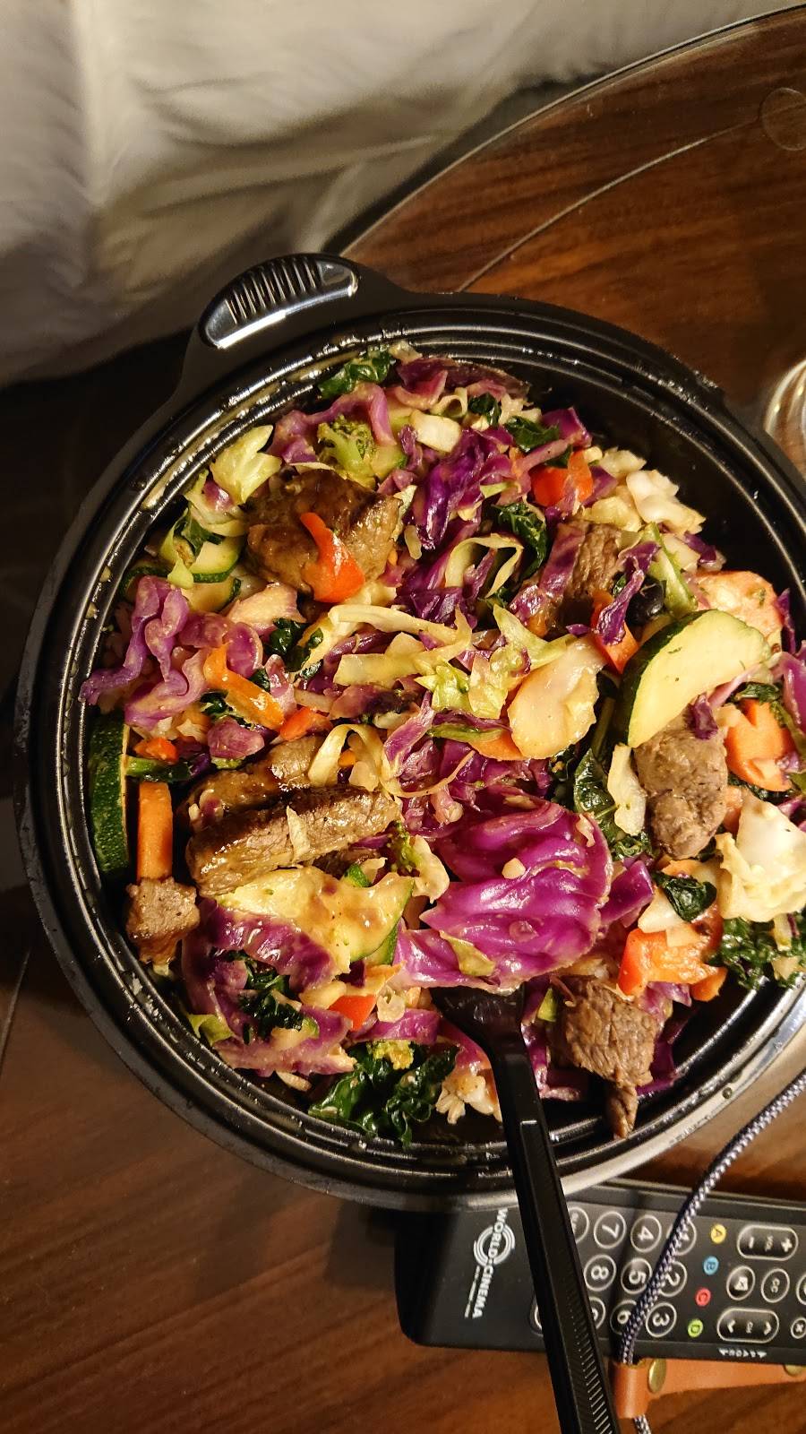 Crazy Bowls & Wraps | restaurant | 7353 Forsyth Blvd, St. Louis, MO 63130, USA | 3147839727 OR +1 314-783-9727