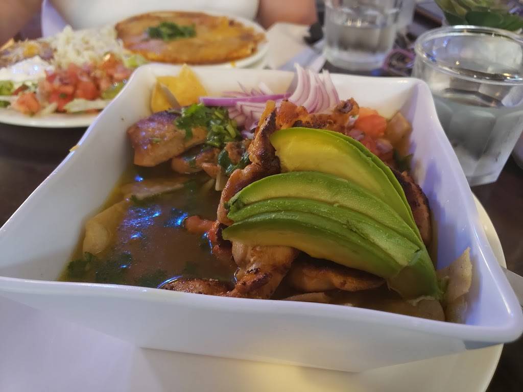 El Mexsal Authentic Latin Food | restaurant | 97 Medford St, Malden, MA 02148, USA | 7816050821 OR +1 781-605-0821