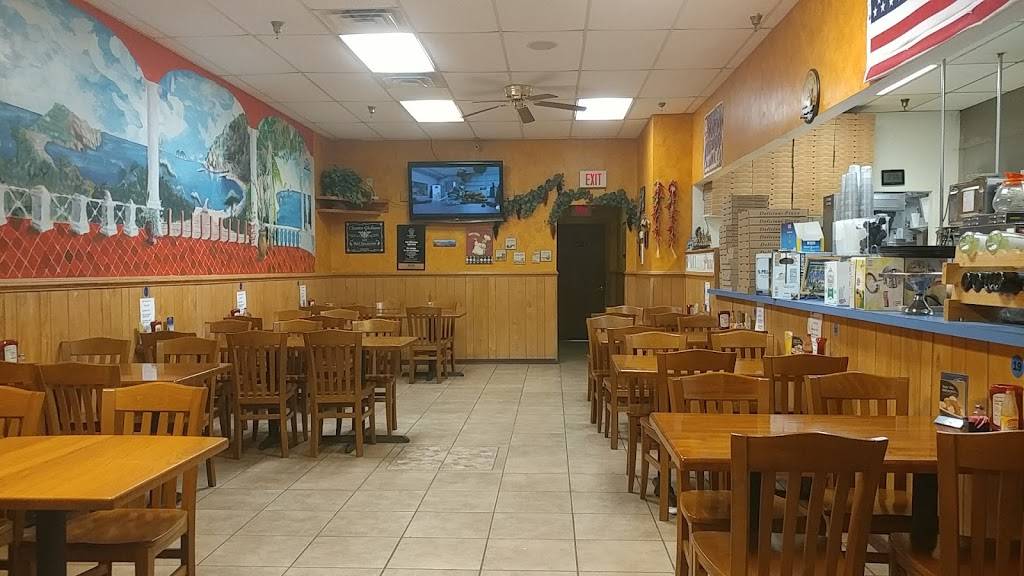 Villages Pizza | restaurant | 4040 Franklin Turnpike, Danville, VA 24540, USA | 4348367030 OR +1 434-836-7030