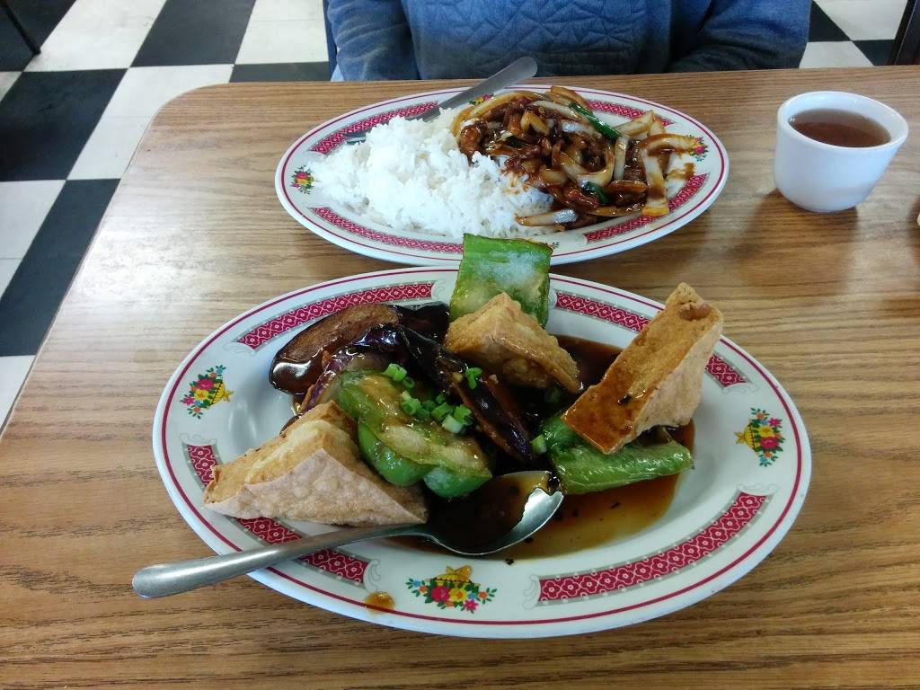 Menkee Wonton | meal takeaway | 1701 Noriega St, San Francisco, CA 94122, USA | 4155662203 OR +1 415-566-2203