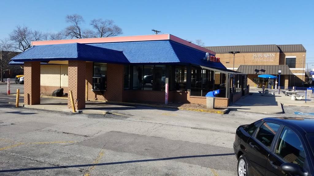 Burger King | restaurant | 176 E Butterfield Rd, Elmhurst, IL 60126, USA | 6308335570 OR +1 630-833-5570