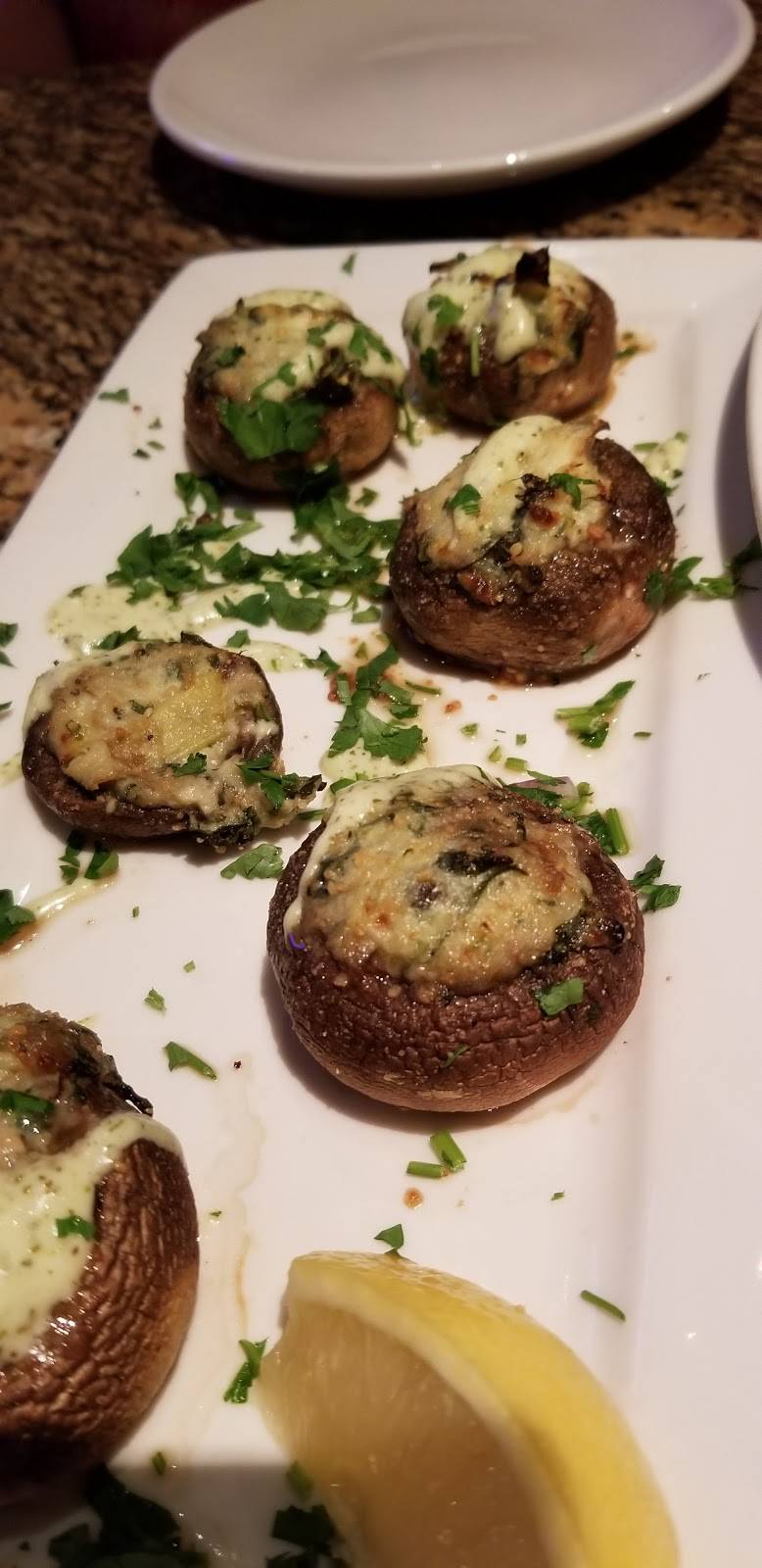 BJs Restaurant & Brewhouse | restaurant | 16060 Beach Blvd, Huntington Beach, CA 92647, USA | 7148429242 OR +1 714-842-9242