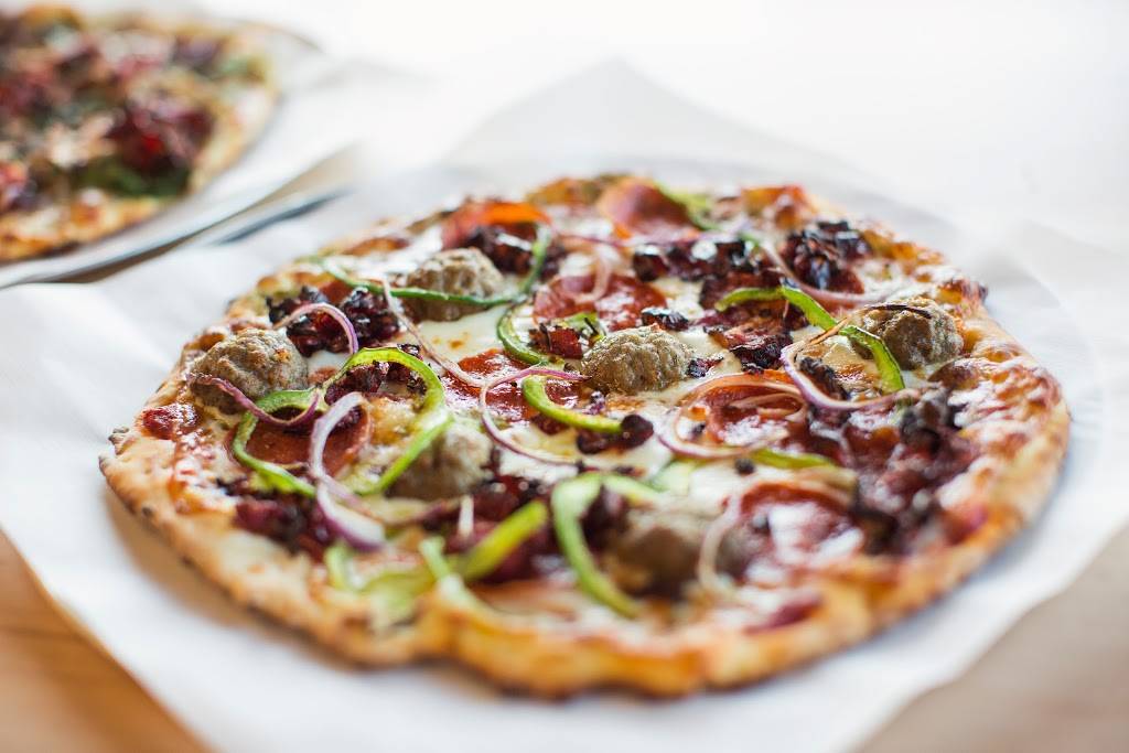 Azzip Pizza | restaurant | 4432 US-41 #100, Terre Haute, IN 47802, USA | 8128143068 OR +1 812-814-3068