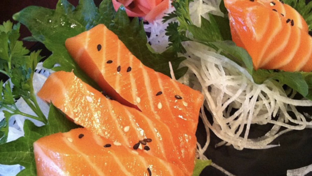 Gorilla Sushi Albany Park | restaurant | 3407 W Lawrence Ave, Chicago, IL 60625, USA | 7735889090 OR +1 773-588-9090