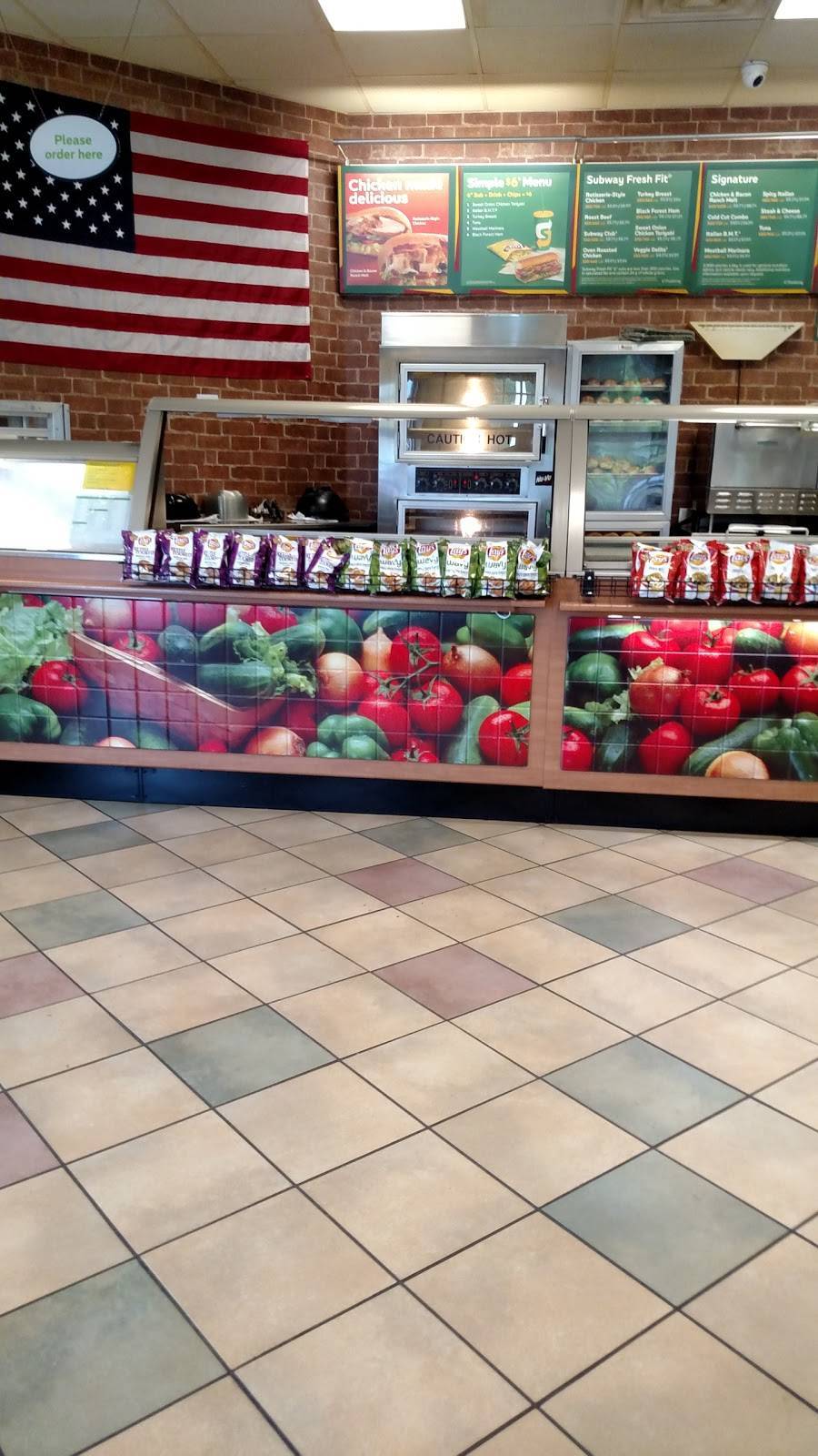 Subway | restaurant | 1701 US-64, Benton, TN 37307, USA | 4232999085 OR +1 423-299-9085