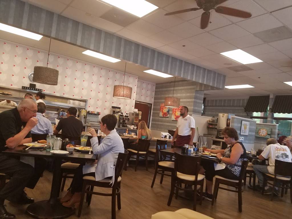 Eggs N Things | restaurant | 27560 Newhall Ranch Rd #301, Valencia, CA 91355, USA | 6617028664 OR +1 661-702-8664