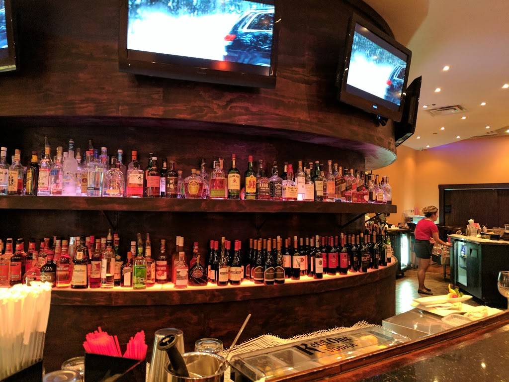 Yoki Japanese Restaurant & Bar | restaurant | 62 Station Landing, Medford, MA 02155, USA | 6173816688 OR +1 617-381-6688