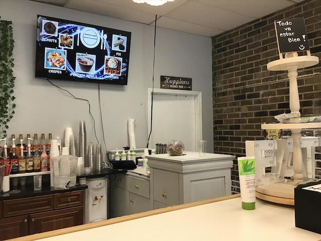 Bee Kind Nutrition | restaurant | 940 Roosevelt Rd, West Chicago, IL 60185, USA | 6307033172 OR +1 630-703-3172