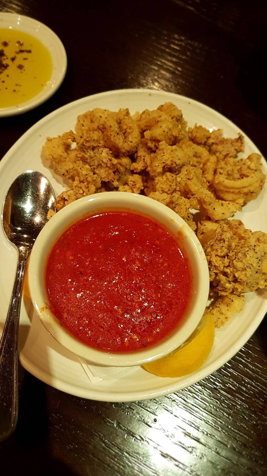 Carrabbas Italian Grill | restaurant | 3021 SW 34th St, Gainesville, FL 32608, USA | 3526920083 OR +1 352-692-0083