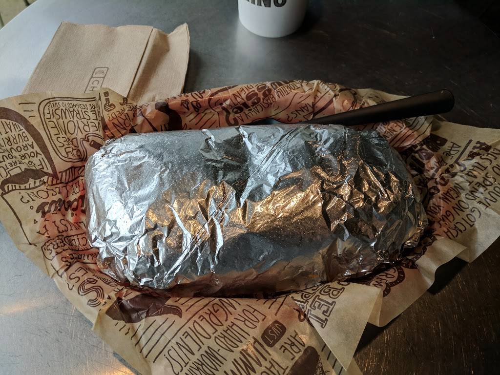 Chipotle Mexican Grill | restaurant | 1615 W River Rd N, Elyria, OH 44035, USA | 4403245723 OR +1 440-324-5723