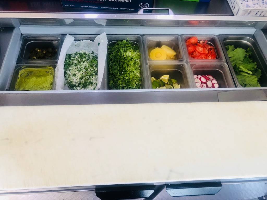 Sanchez Tacos #11 | restaurant | 2002 Southern Blvd SE, Albuquerque, NM 87124, USA | 5053928924 OR +1 505-392-8924