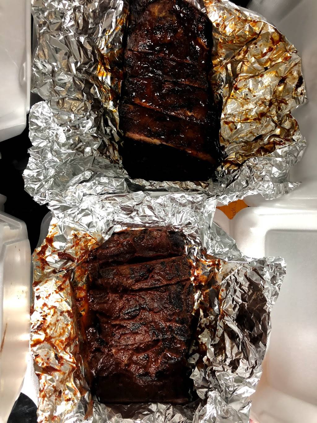 Smokin Mos BBQ | restaurant | 131 Broadway St, Chico, CA 95928, USA | 5308916677 OR +1 530-891-6677