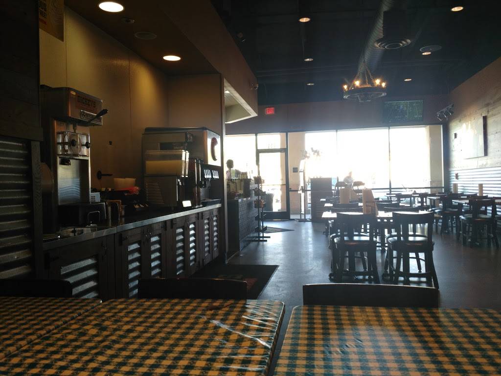 Dickeys Barbecue Pit | restaurant | 240 N 12th Ave, Hanford, CA 93230, USA | 5595847427 OR +1 559-584-7427