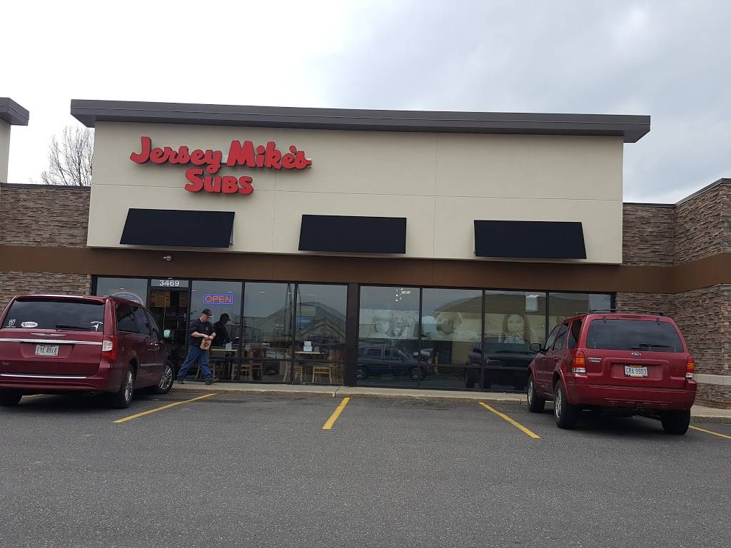 Jersey Mikes Subs | restaurant | 3469 Hudson Dr, Cuyahoga Falls, OH 44221, USA | 3306157776 OR +1 330-615-7776