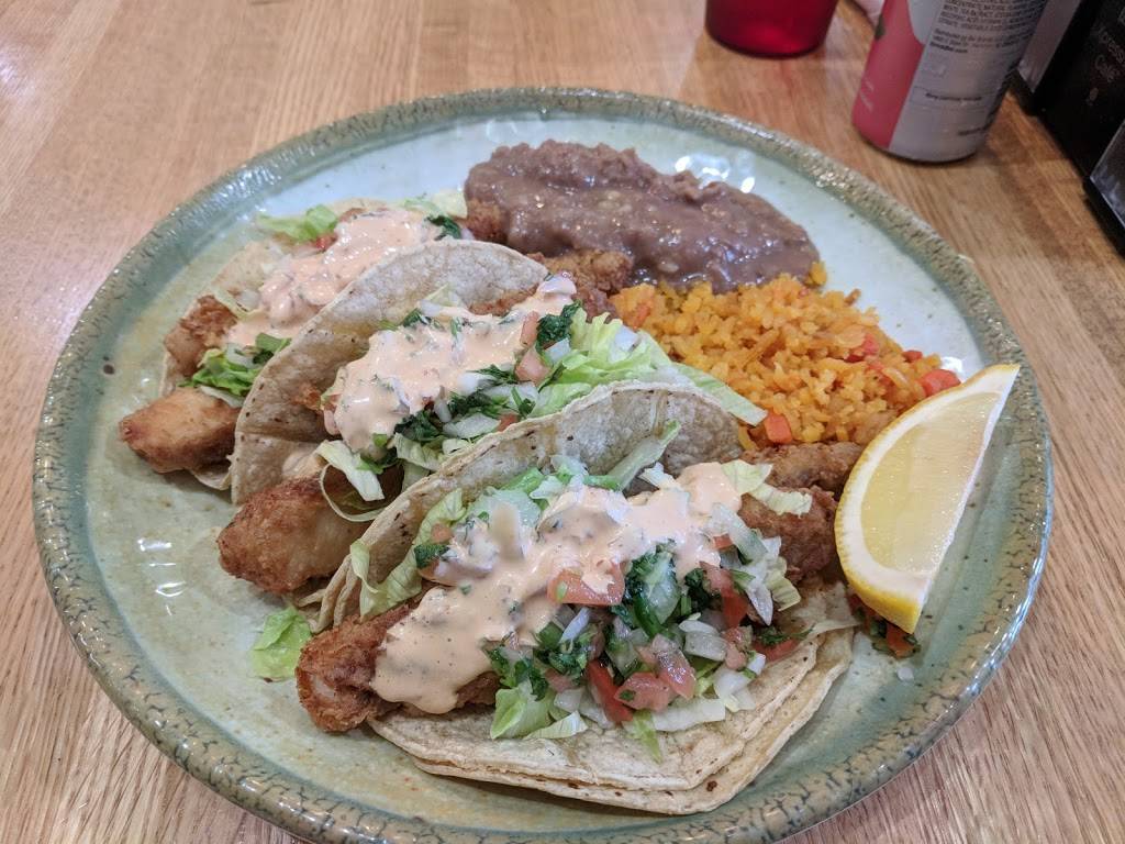 Janiks Cafe | restaurant | 2011 W Division St, Chicago, IL 60622, USA | 7732767930 OR +1 773-276-7930