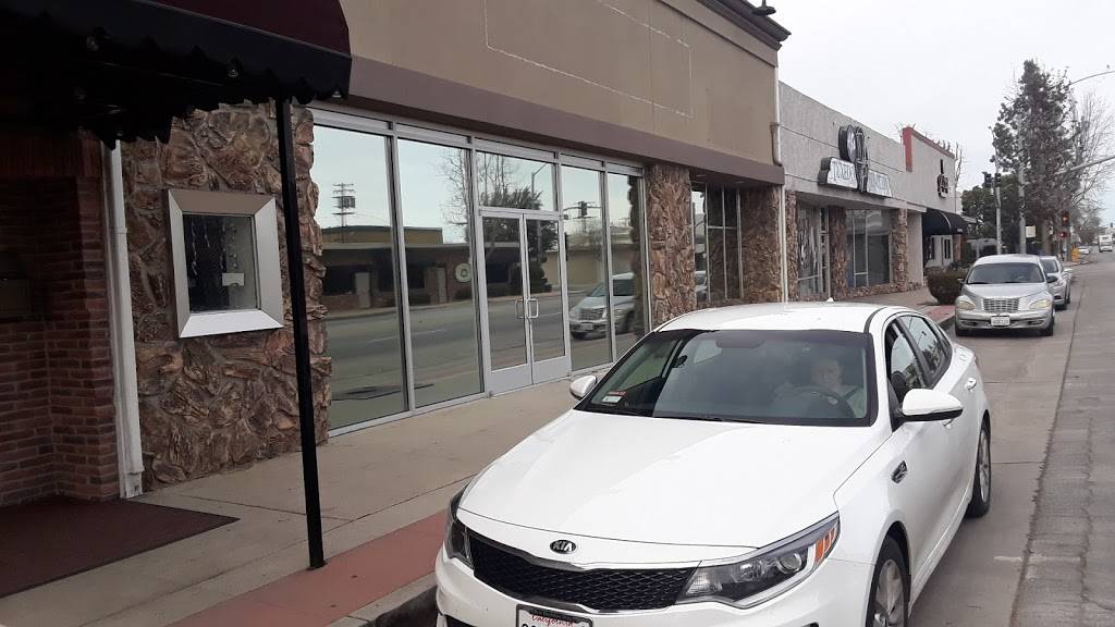 K C Steak House | restaurant | 2515 F St, Bakersfield, CA 93301, USA | 6613229910 OR +1 661-322-9910