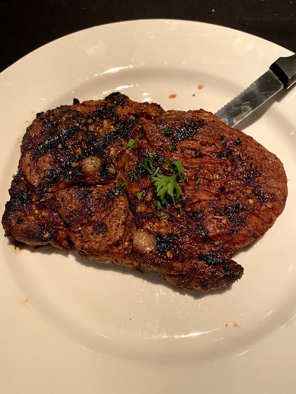 The Bentley Room Restaurant | restaurant | 200 Desoto St, Alexandria, LA 71301, USA | 3187046111 OR +1 318-704-6111