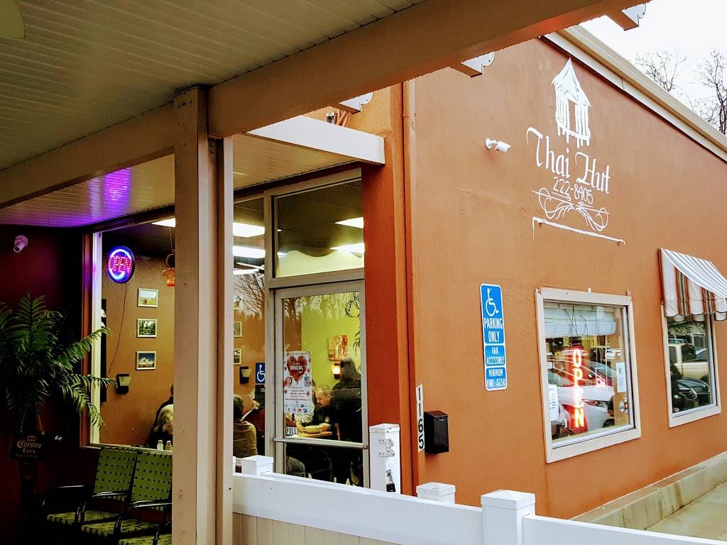 Thai Hut | restaurant | 1165 Hartnell Ave, Redding, CA 96002, USA | 5302228405 OR +1 530-222-8405