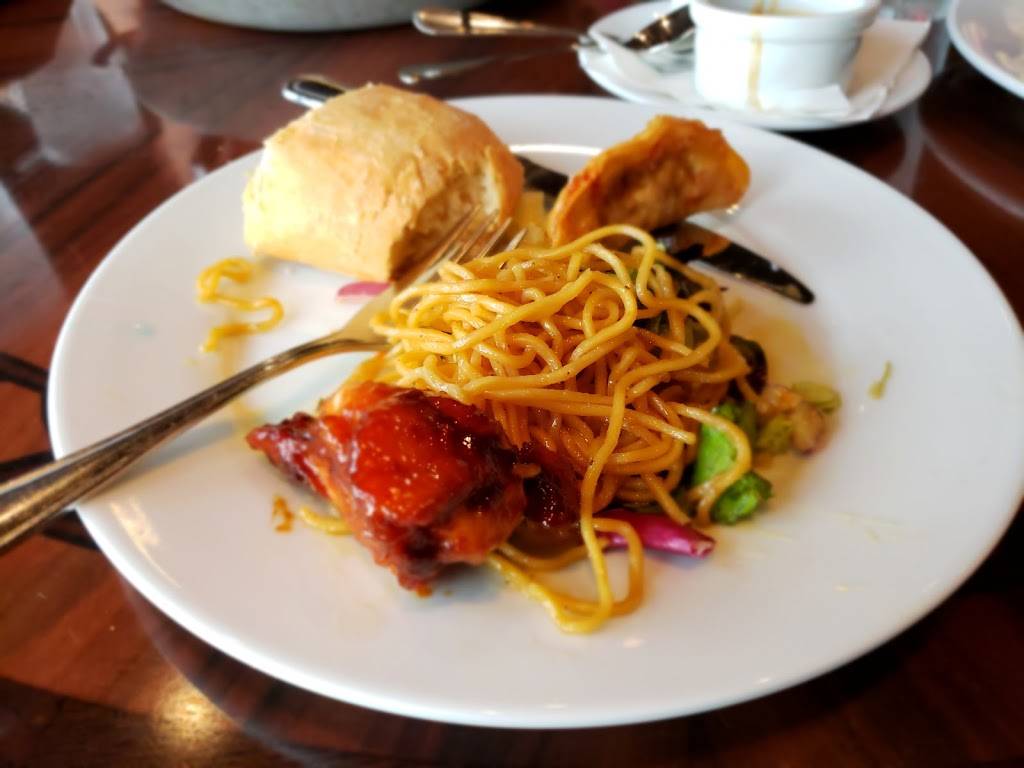 Ohana | restaurant | 1600 Seven Seas Drive, Orlando, FL 32830, USA | 4079393463 OR +1 407-939-3463