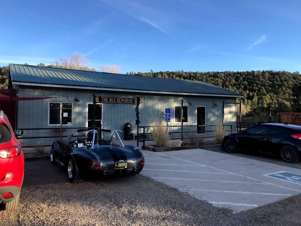 Ale Republic | night club | 28 Arroyo Seco Rd, Cedar Crest, NM 87008, USA | 5052812828 OR +1 505-281-2828