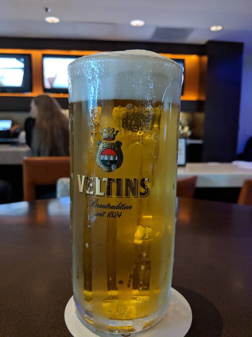 Sevens Bar & Grill | restaurant | 777 Bellew Dr, Milpitas, CA 95035, USA | 4083219500 OR +1 408-321-9500