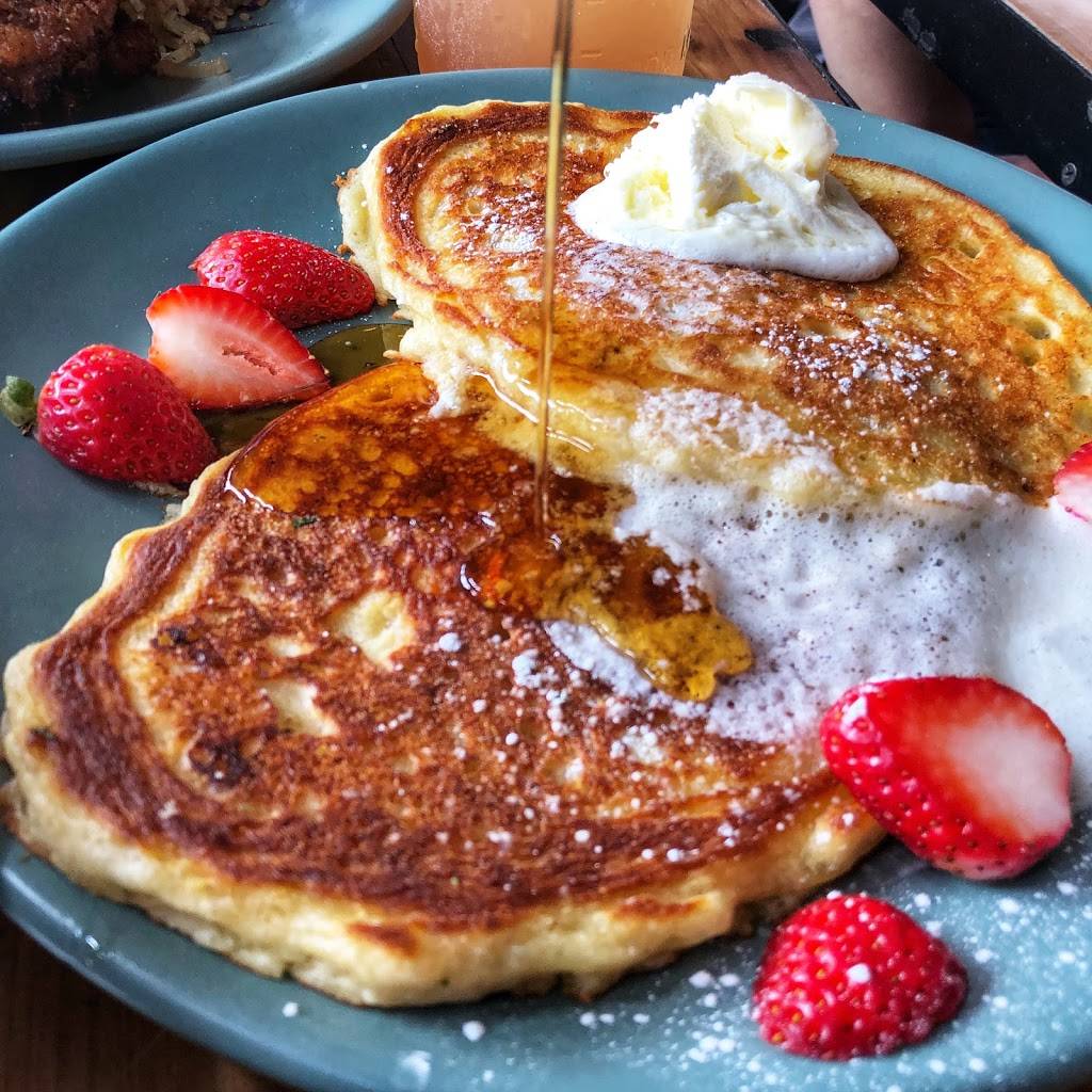 Cracked & Battered | restaurant | 1434 18th St, San Francisco, CA 94107, USA | 4159268645 OR +1 415-926-8645