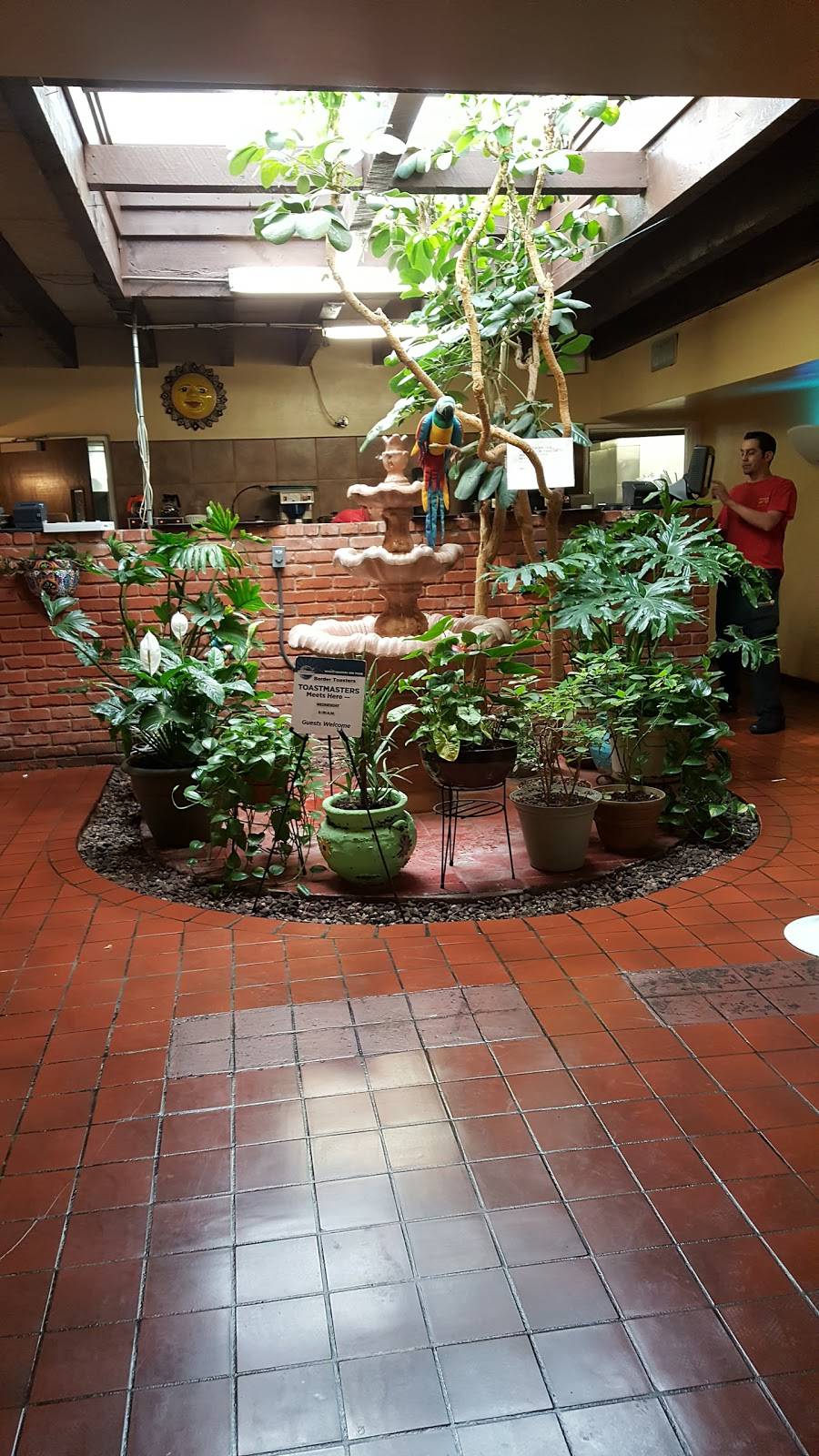 Lunch Box | restaurant | 3623 Buckner St, El Paso, TX 79925, USA | 9155991120 OR +1 915-599-1120