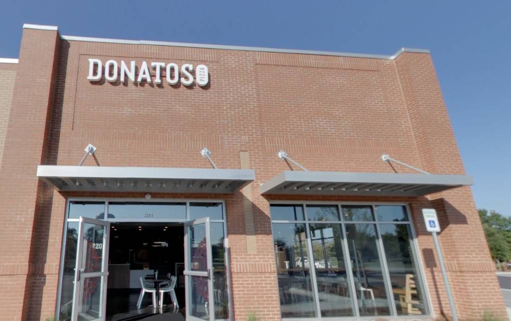 Donatos Pizza | meal takeaway | 220 Azalea Square Blvd, Summerville, SC 29483, USA | 8435012838 OR +1 843-501-2838