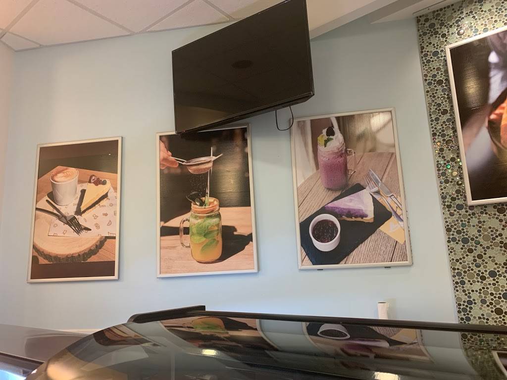 Good Mood cafe | restaurant | 2009 W Roscoe St, Chicago, IL 60618, USA | 7085064705 OR +1 708-506-4705