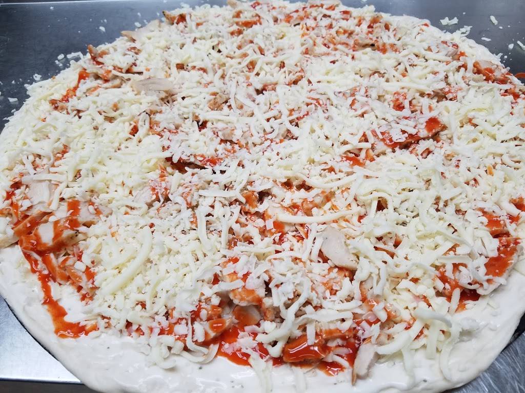 Toarminas Pizza | restaurant | 3700 N Lilley Rd, Canton, MI 48187, USA | 7349810060 OR +1 734-981-0060