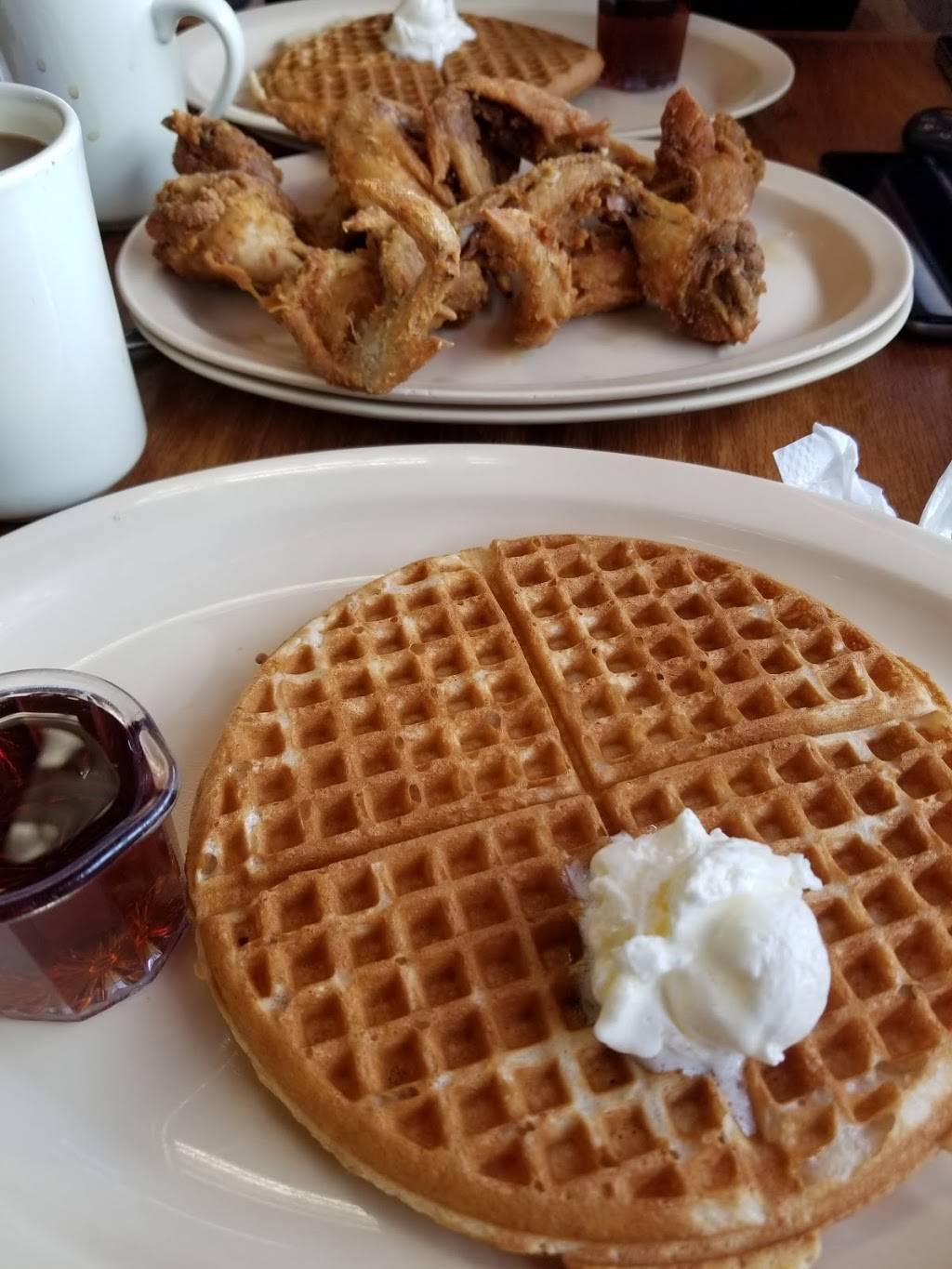 Roscoes House of Chicken and Waffles - Inglewood (Manchester &  | restaurant | 106 W Manchester Ave, Los Angeles, CA 90003, USA | 3237526211 OR +1 323-752-6211