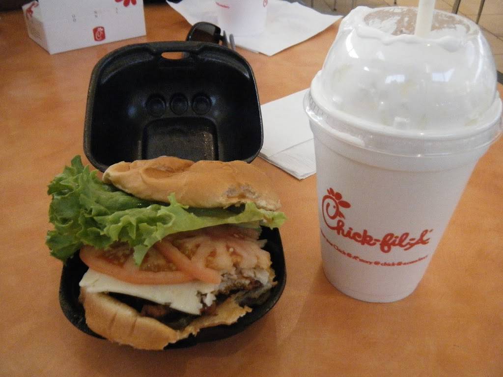 Chick-fil-A | restaurant | 7400 San Pedro Ave Ste 10, San Antonio, TX 78216, USA | 2103421196 OR +1 210-342-1196