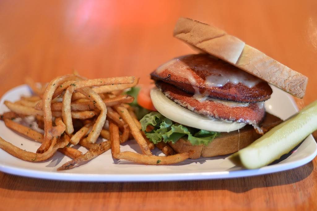 Hamiltons Pub | restaurant | 4866 Thompson Rd, Columbus, OH 43230, USA | 6147750007 OR +1 614-775-0007