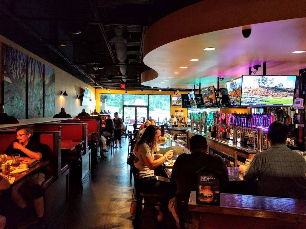 New England’s Tap House Grille | restaurant | 1292 Hooksett Rd, Hooksett, NH 03106, USA | 6037825137 OR +1 603-782-5137