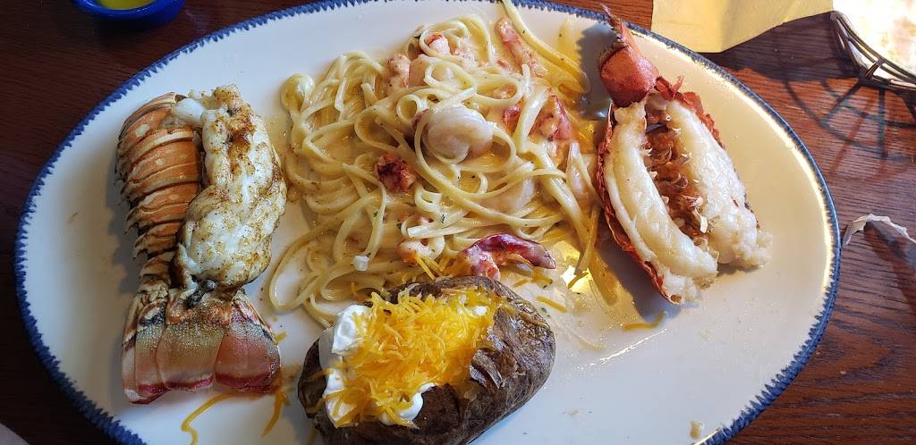 Red Lobster | restaurant | 1001 E Central Texas Expy, Killeen, TX 76541, USA | 2545267335 OR +1 254-526-7335