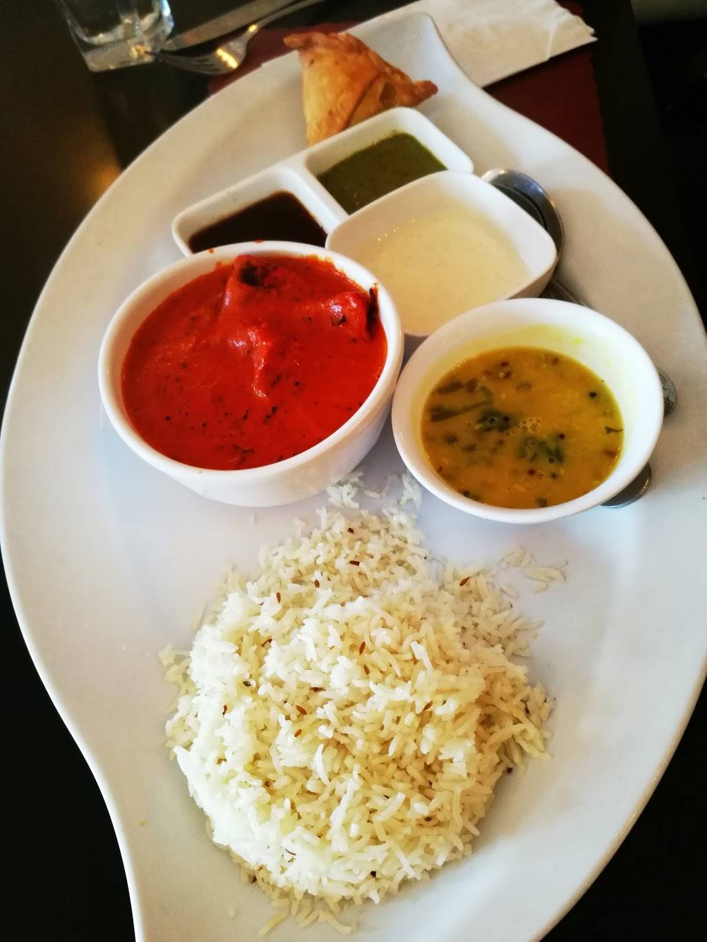 Saffron Indian Cuisine | restaurant | 1077 W Broad St, Falls Church, VA 22046, USA | 7039920077 OR +1 703-992-0077