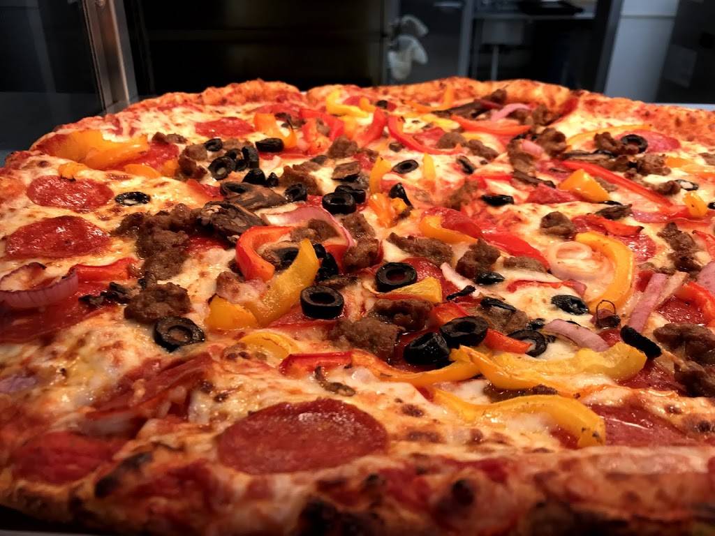 Costco Food Court | meal takeaway | 14390 Chantilly Crossing Ln, Chantilly, VA 20151, USA | 7038855544 OR +1 703-885-5544