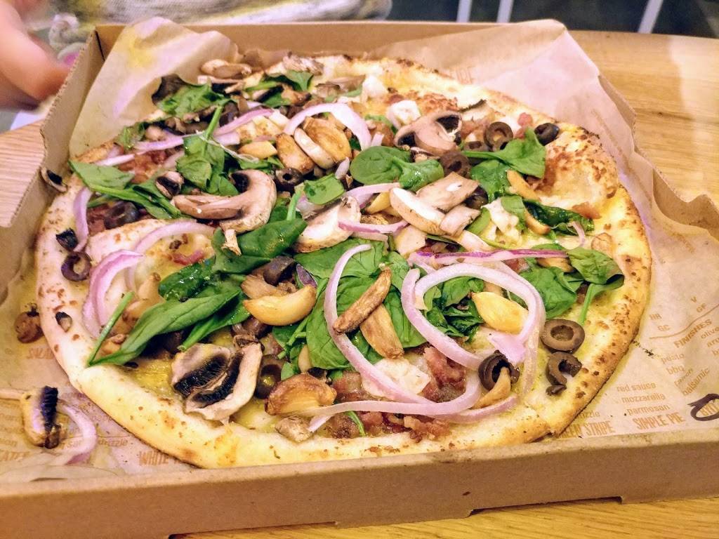 Blaze Pizza | meal takeaway | 8235 Laguna Blvd, Elk Grove, CA 95758, USA | 9163470200 OR +1 916-347-0200