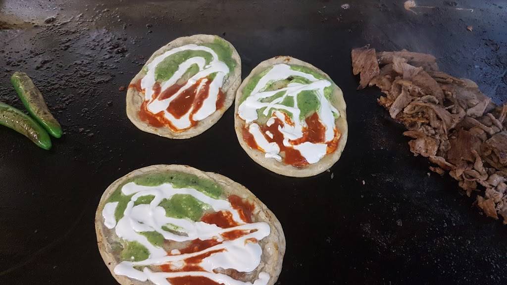 Lupitas Tiendita Deli & Grocery | restaurant | 11232, Brooklyn, NY 11232, USA | 6315688898 OR +1 631-568-8898