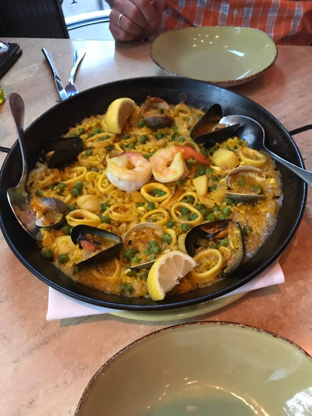 Malabar | restaurant | 214 N Tryon St, Charlotte, NC 28202, USA | 7043448878 OR +1 704-344-8878