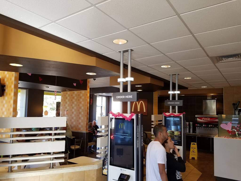 McDonalds | cafe | 3845 Pleasant Hill Rd, Kissimmee, FL 34746, USA | 3216975680 OR +1 321-697-5680