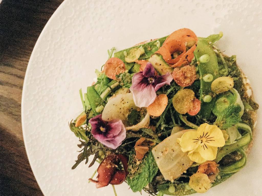 Swift & Sons | restaurant | 1000 W Fulton Market, Chicago, IL 60607, USA | 3127339420 OR +1 312-733-9420