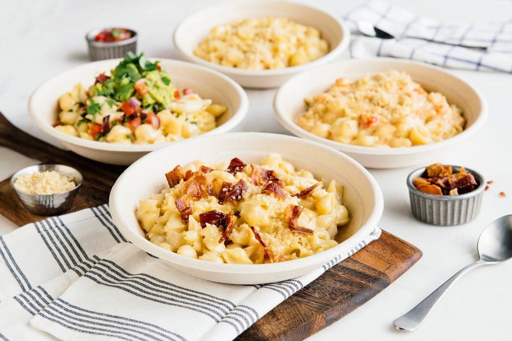 Zoup! | restaurant | 42983 Woodward Ave, Bloomfield Twp, MI 48304, USA | 2486332800 OR +1 248-633-2800