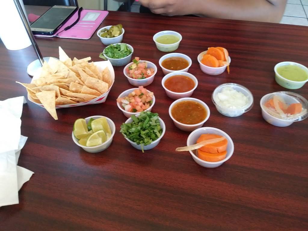 Tacos Kissi Mexican Restaurant | restaurant | 2720 W Bethany Home Rd, Phoenix, AZ 85017, USA | 6022964936 OR +1 602-296-4936