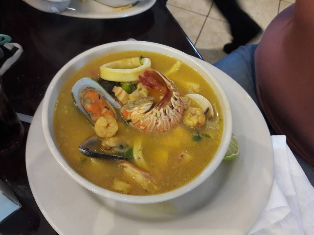 El Rinconcito Latino | meal delivery | 15500 SW 72nd St, Miami, FL 33193, USA | 3054082787 OR +1 305-408-2787