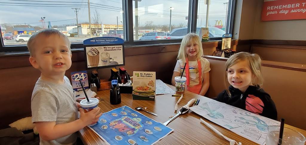 IHOP | restaurant | 1850 US-41, Schererville, IN 46375, USA | 2193226961 OR +1 219-322-6961