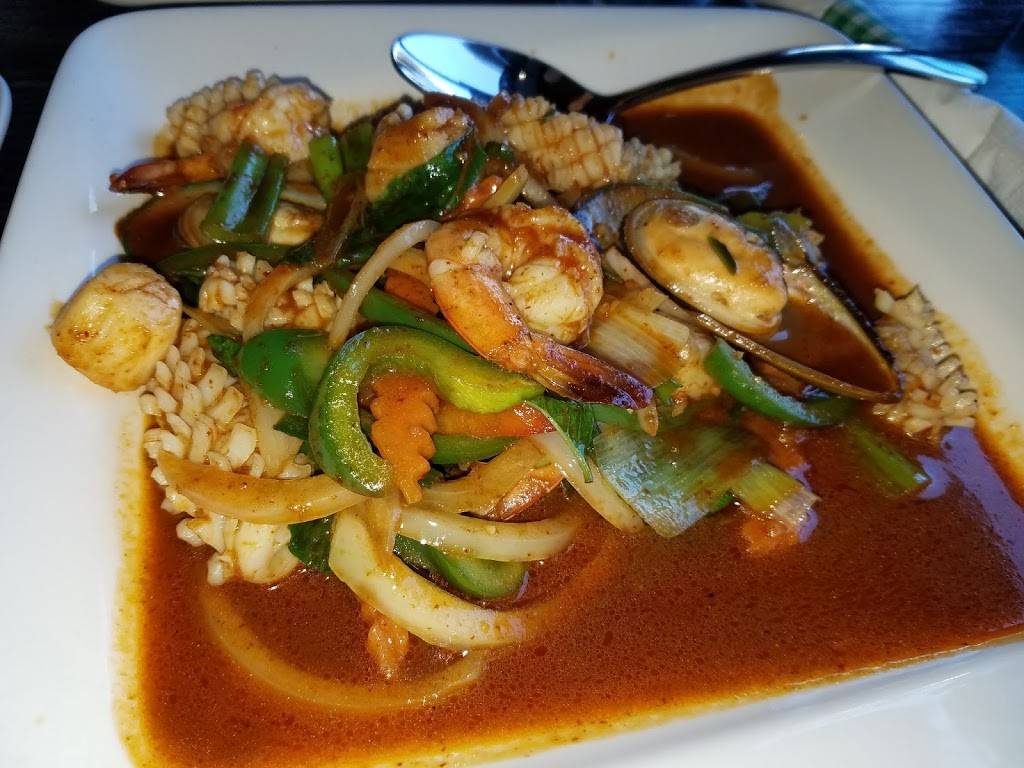 Thais Corner Restaurant | restaurant | 8607 Westwood Center Dr, Vienna, VA 22182, USA | 7039964547 OR +1 703-996-4547