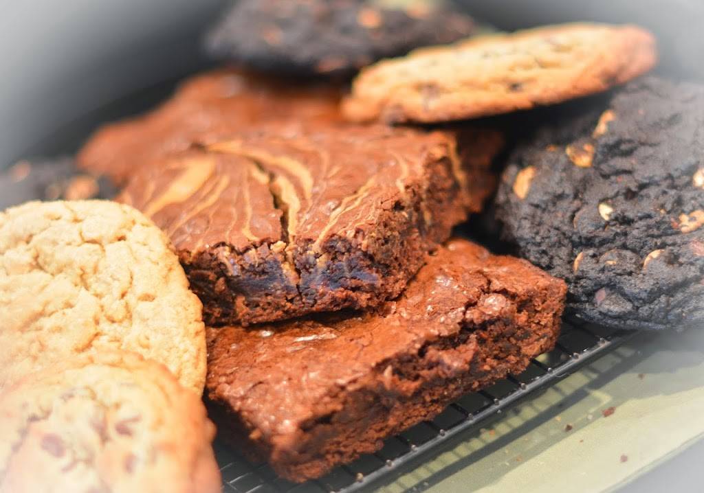 SnacShack Bakery & Catering | bakery | 283 College Dr Suite V0114, Orange Park, FL 32065, USA | 9043221414 OR +1 904-322-1414